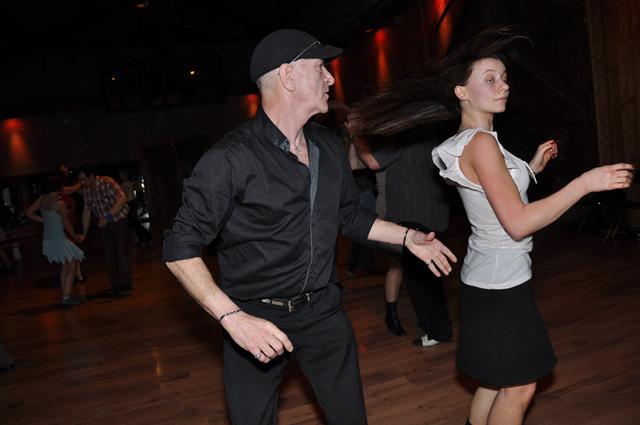 min 2013 04 21 station danse 326
